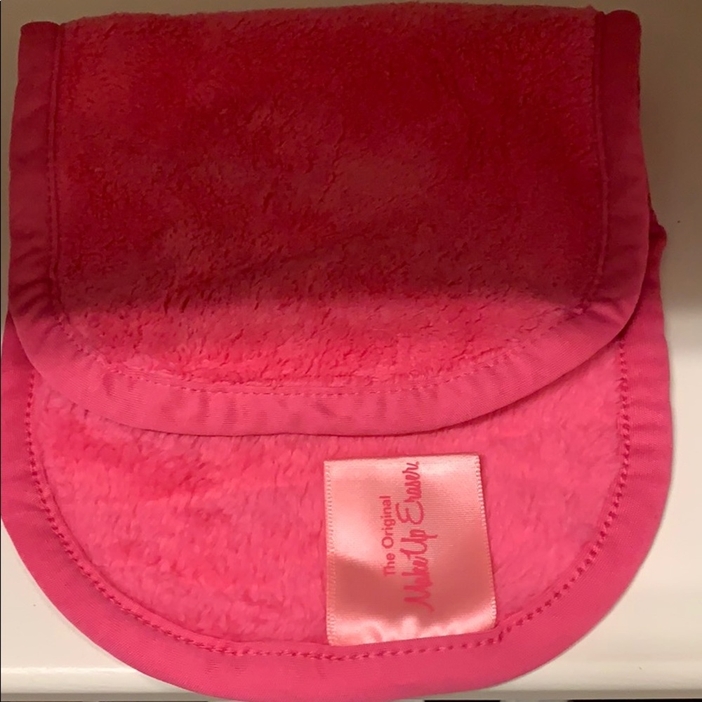 Makeup eraser - Picture 3 of 3